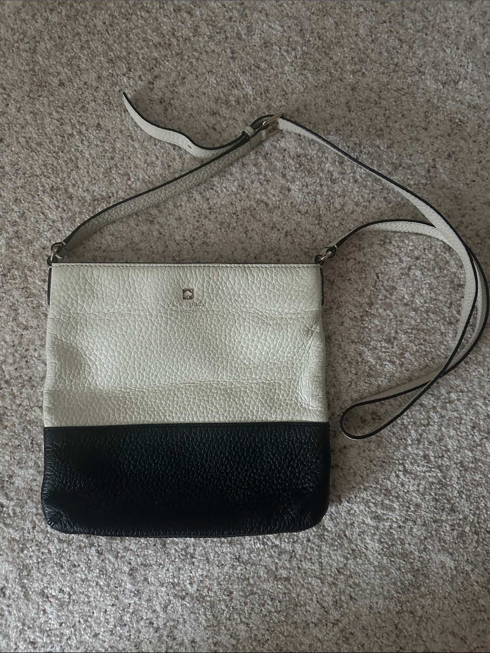 Kate Spade Two-Tone White and Black Leather Crossbody Bag